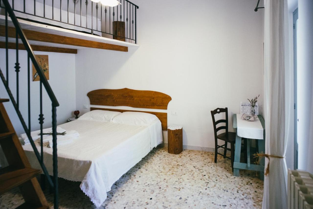 Bed and Breakfast Il Melograno à Ceglie Messapica Extérieur photo